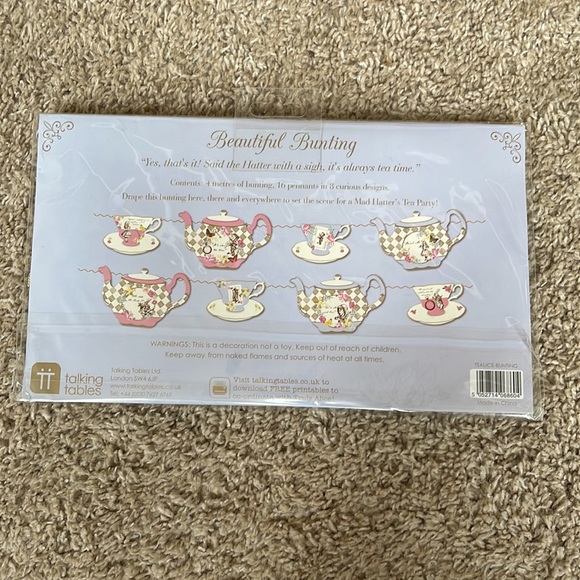 Truly Alice birthday party banner - Picture 2 of 3